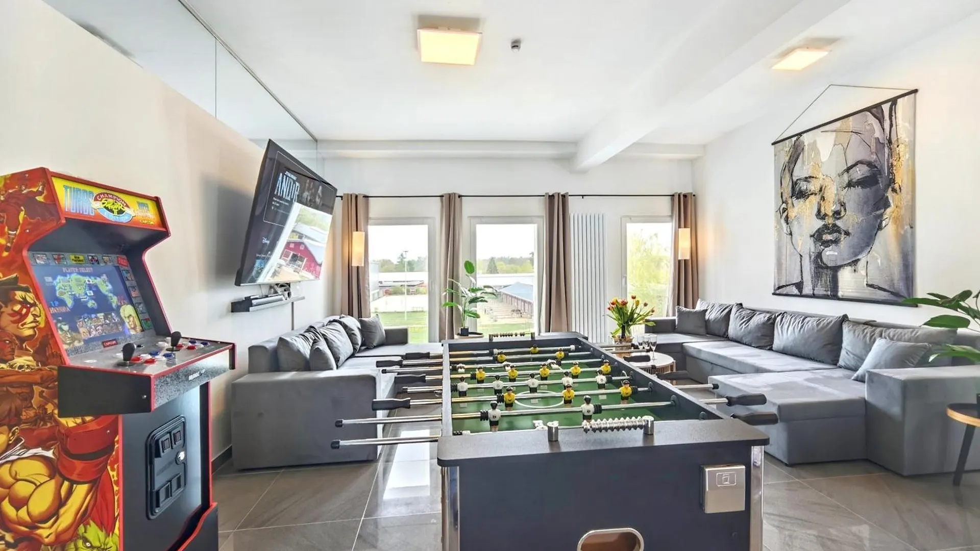 Loft Fuer Bis Zu 12, Whirlpool, Infrarotsauna, Arcade-Spiele, Tischfussball, Wii Nuremberg 0*,