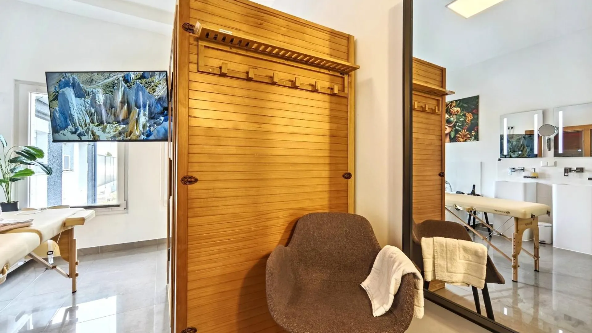 Loft Fuer Bis Zu 12, Whirlpool, Infrarotsauna, Arcade-Spiele, Tischfussball, Wii Nuremberg Germany