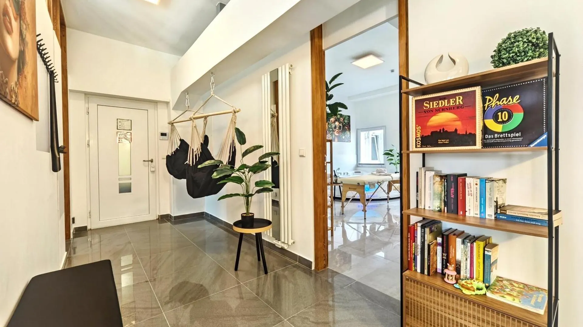 Loft Fuer Bis Zu 12, Whirlpool, Infrarotsauna, Arcade-Spiele, Tischfussball, Wii Nuremberg 0*,  Germany