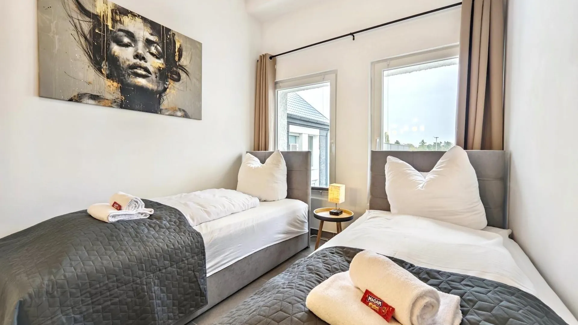 Loft Fuer Bis Zu 12, Whirlpool, Infrarotsauna, Arcade-Spiele, Tischfussball, Wii Nuremberg Germany